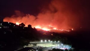 Vito-incendio-24-luglio-2023-300x169 UIL PA VVF  Reggio Calabria, Reggio nella morsa degli incendi e vigili del fuoco allo stremo