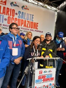 1-2-768x1024-1-225x300 Manifestazione Nazionale Pubblico Impiego, Piazza del Popolo.